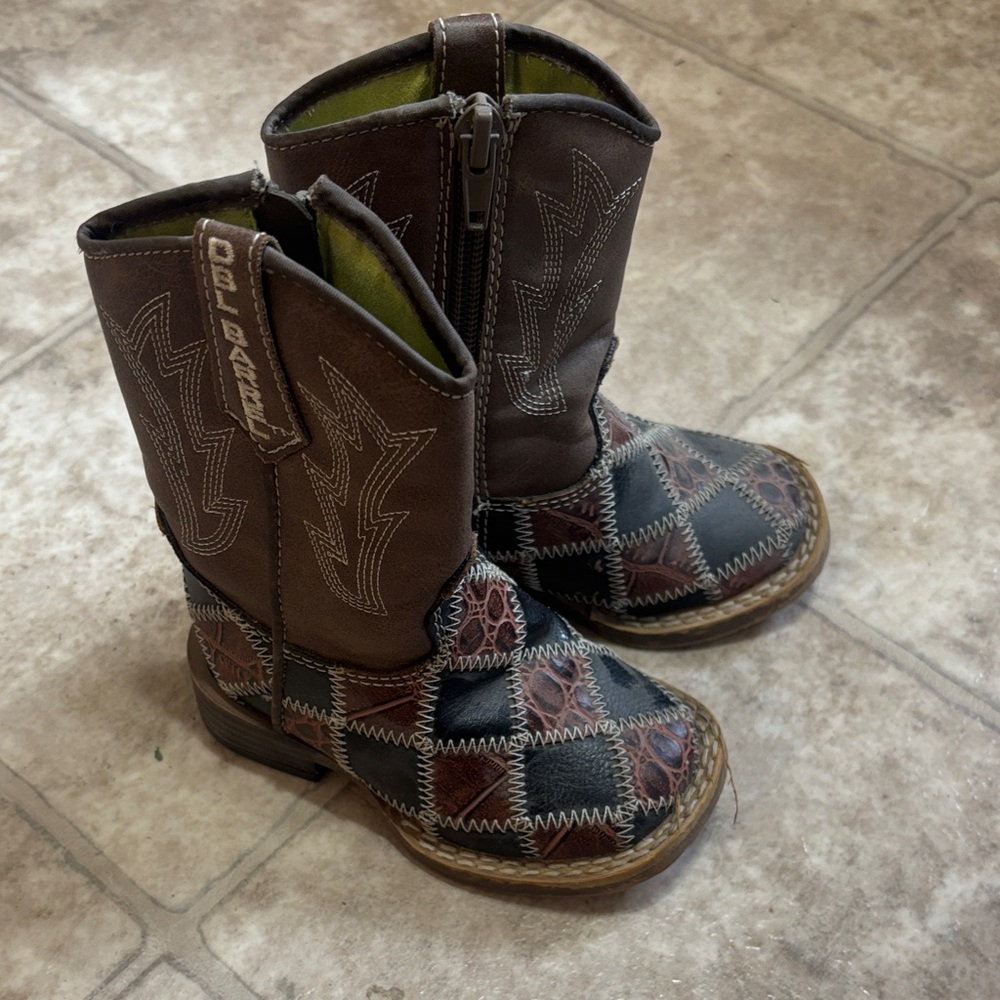 Toddler Cowboy Boots size 4